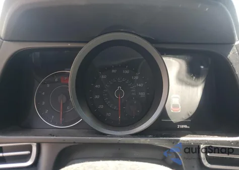 2023 Hyundai Elantra Sel from USA, damaged, VIN 5NPLM4AG7PH106902